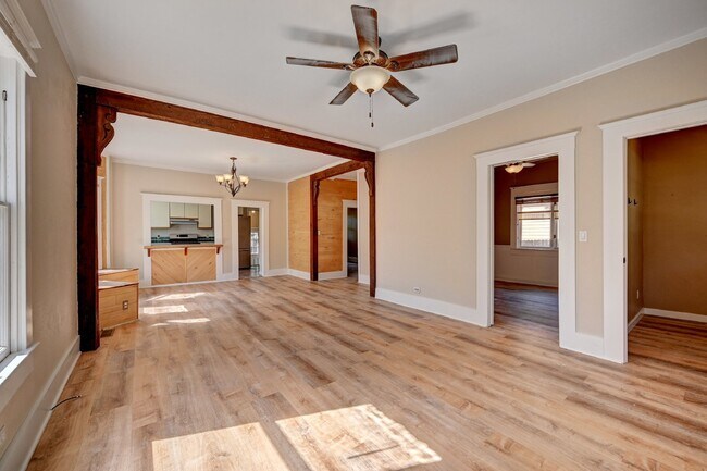 Foto del edificio - $1,750.00 - 2 Bedrooms, 1 Bathroom, Single...