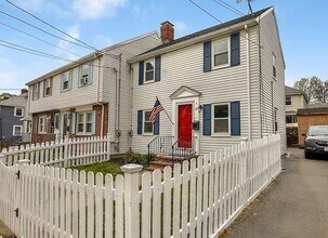 Building Photo - 55 Wyllis Ave