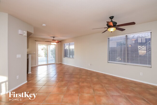 Foto del edificio - 162 W Sagebrush St