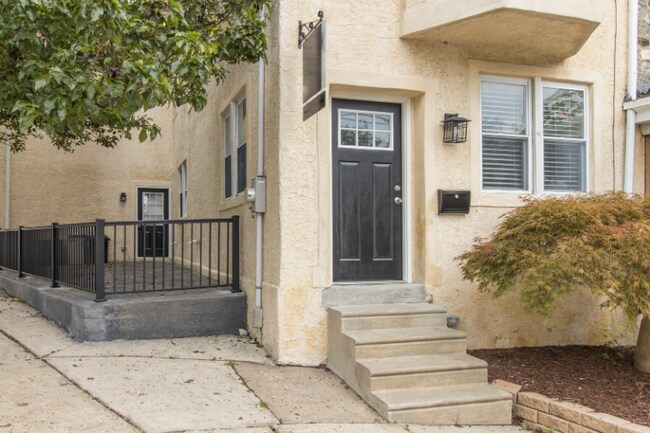Building Photo - 229 Righter St