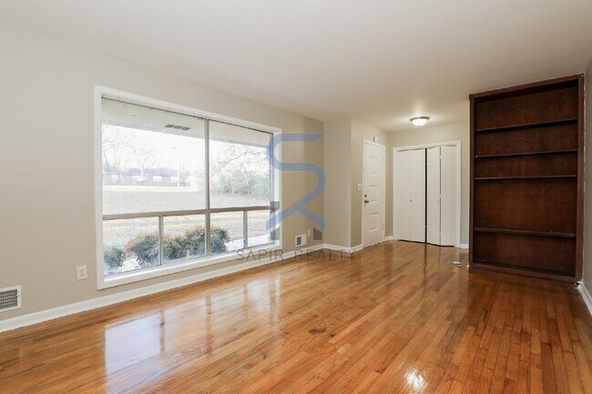 Foto del edificio - Feel-Good Living – Beautiful 3BR/2.5BA in a Close-Knit Palmetto Neighborhood