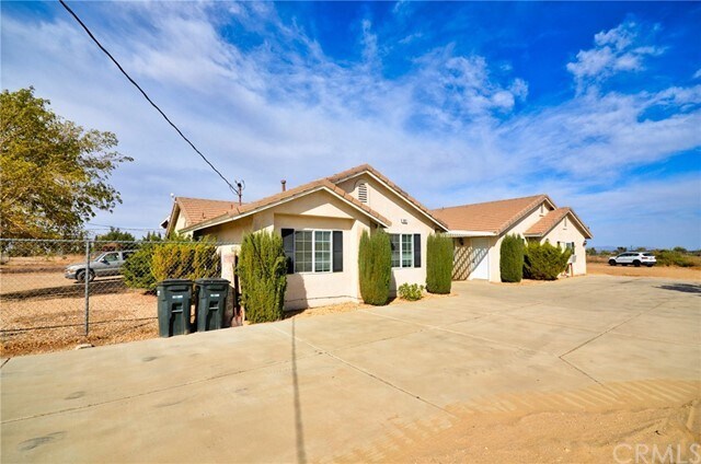 Building Photo - 9922 Phelan Rd