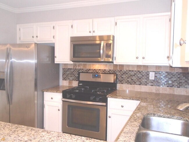 Foto del edificio - 42 Middleton Ct