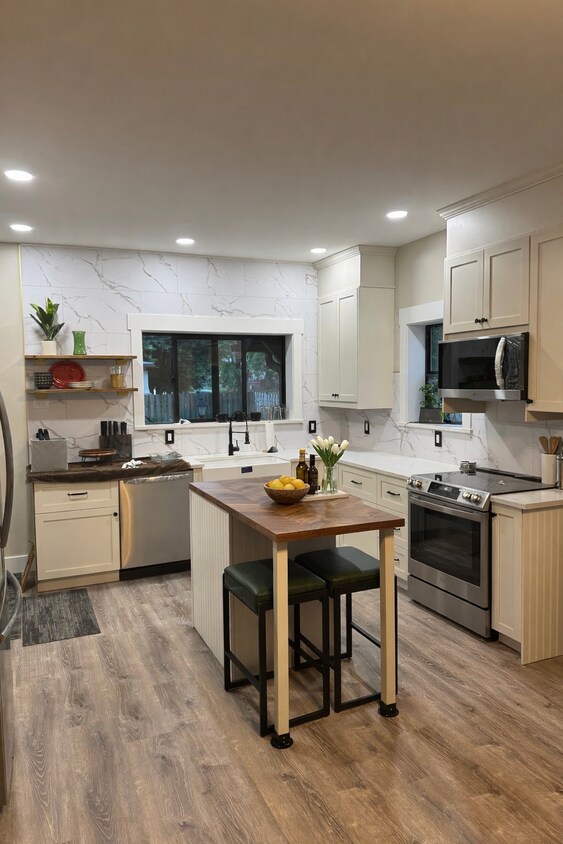 Foto del edificio - 2622 Ridge Ave