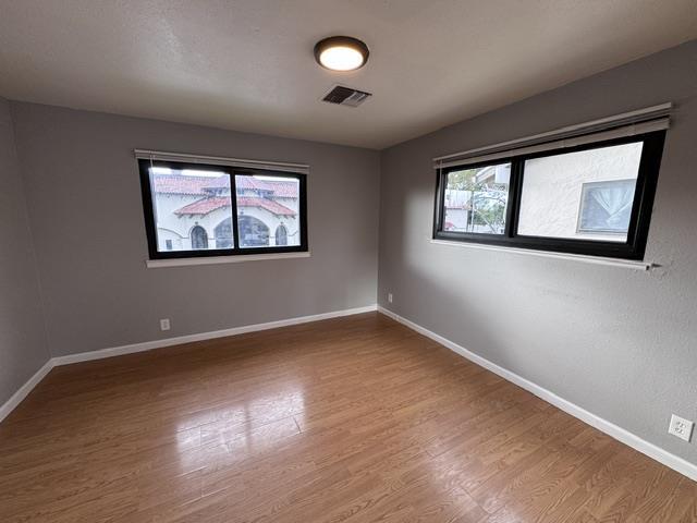 Foto del edificio - 950 Clyde Ave