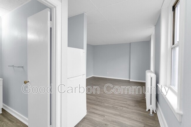 Foto del edificio - 131 Allen St