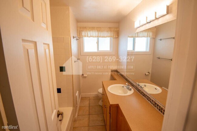 Building Photo - 3 br, 2 bath House - 2558 N 20th Street -