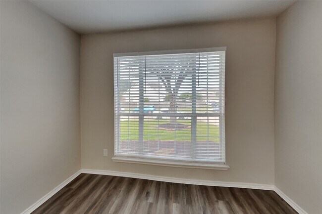 Foto del edificio - 1806 Usher Ct