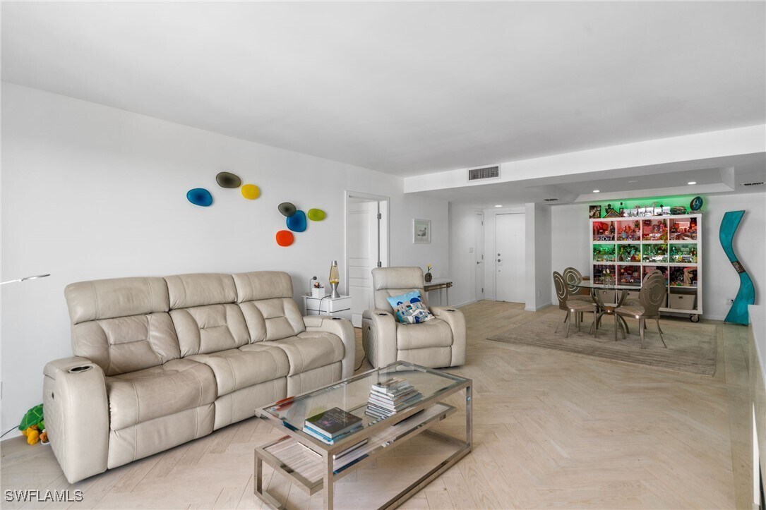 Foto del edificio - 4001 Gulf Shore Blvd N