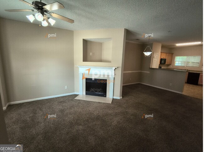 Foto del edificio - 163 Chastain Way