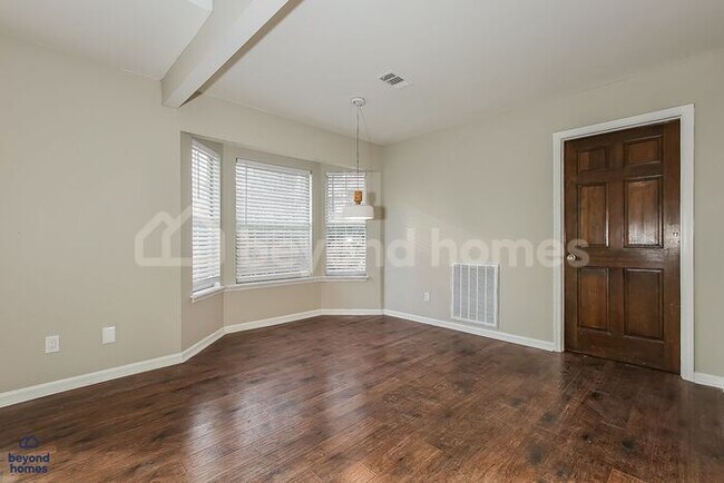 Foto del edificio - Charming 3-Bed / 2-Bath Single-Story Home in Little Rock with 1,554 Sq Ft of Space!