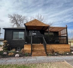 Building Photo - 108 Walnut St