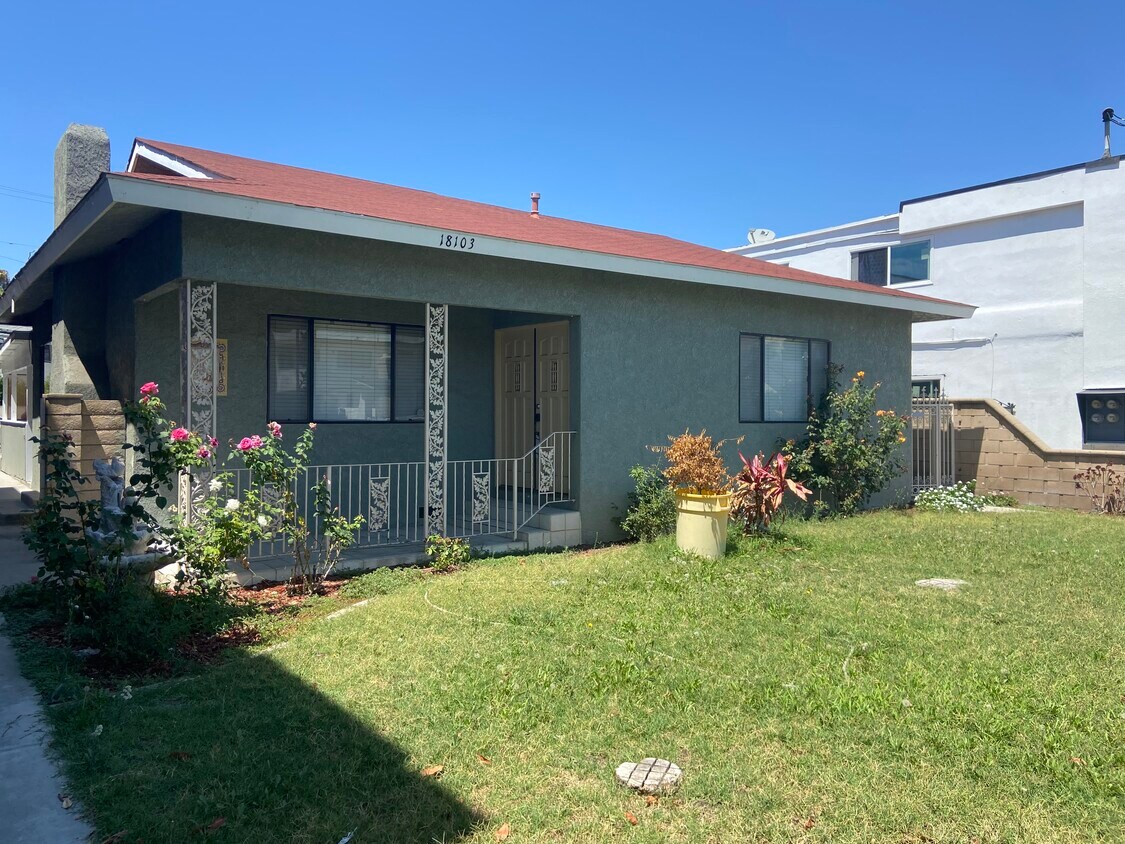 Foto principal - 18103 Arline Ave