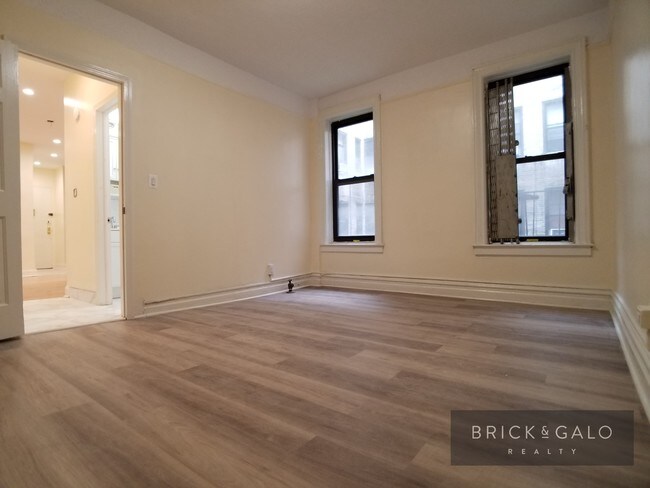 Foto del edificio - 1710 Carroll St