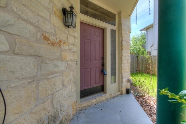 Building Photo - 14721 Noya Dr