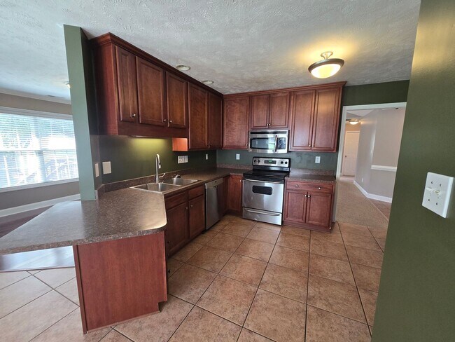 Foto del edificio - NEW LISTING!!!!!