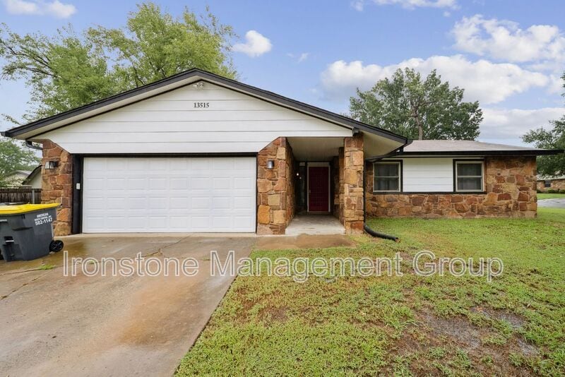 Foto principal - 13515 S Fern St