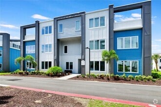 Building Photo - 7740 Sandy Ridge Dr