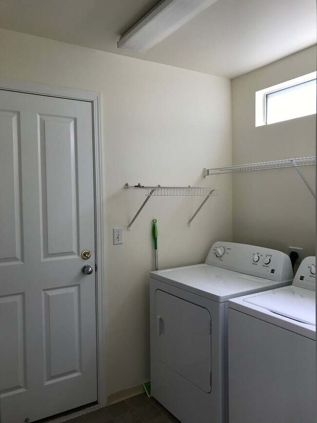 Foto del edificio - Ewa Gentry Prescott House 3 bedrooms, 2.5 ...