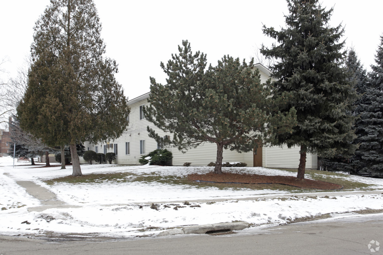 Building Photo - Allen Manor Senior Housing