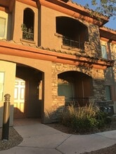 Building Photo - 7701 W Robindale Rd