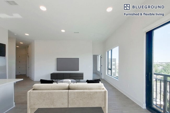 Building Photo - 1350 40th St