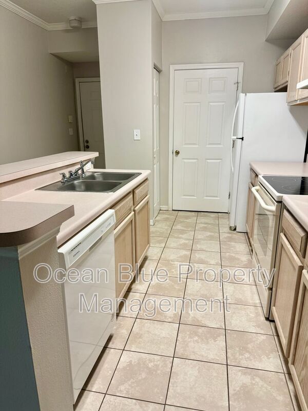 Building Photo - 5610 Pinnacle Heights Cir