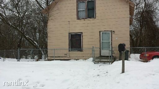 Primary Photo - 336 E Walton Ave