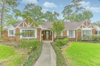 Building Photo - 12223 Old Oaks Dr