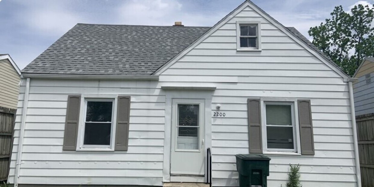 Primary Photo - Cute 3 bedroom 1 bathroom house