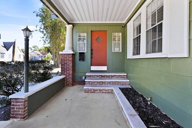 Foto del edificio - 303 E Paris St