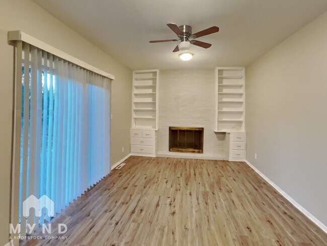 Foto del edificio - 4163 Kenridge Dr