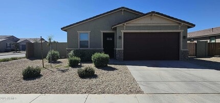 Building Photo - 2531 E San Miguel Dr