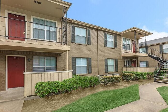 Foto del edificio - 10881 Richmond Ave.