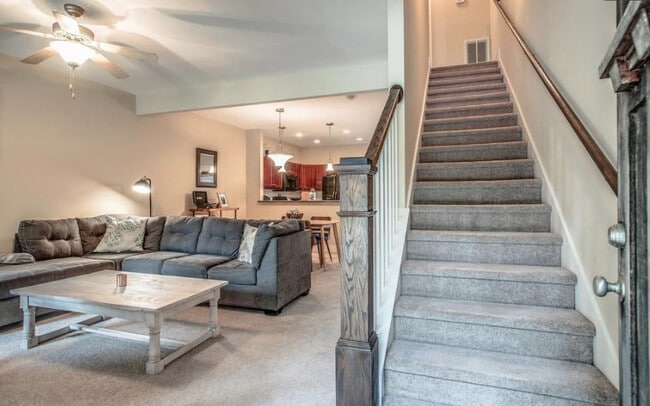 Photo - 2304 Zermatt Ave Townhome