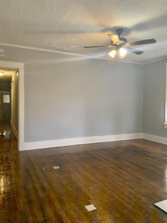 Building Photo - 180 Clark Pl