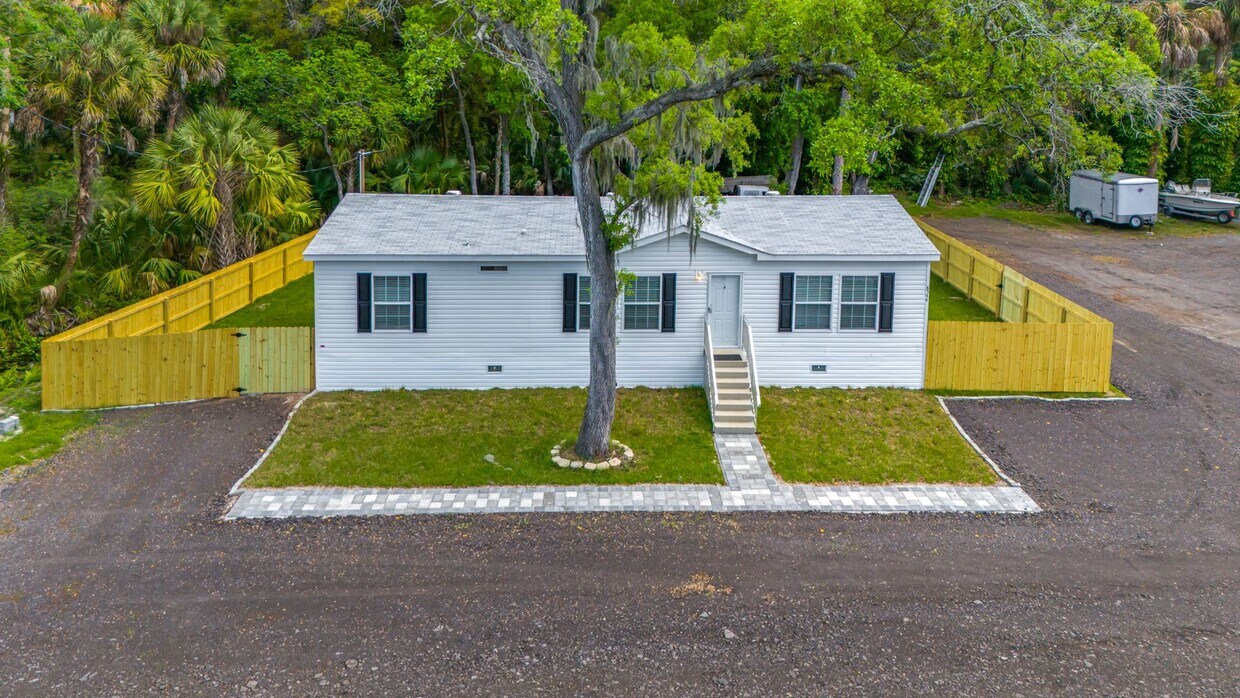 Foto principal - Experience exceptional living at its finest
