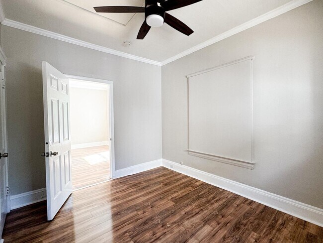 Foto del edificio - 2778 E 120th St