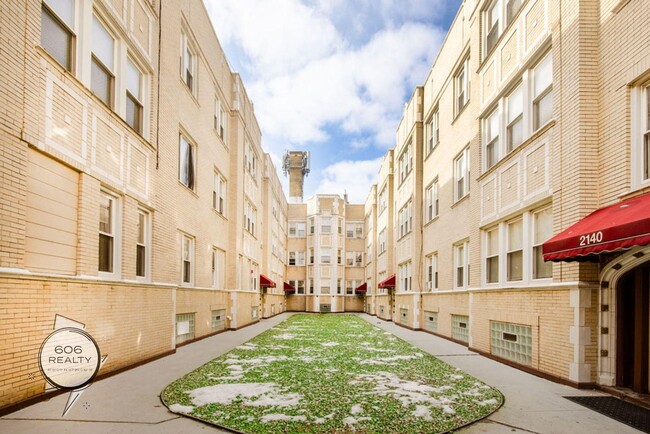 Building Photo - 6500 W Cermak Rd