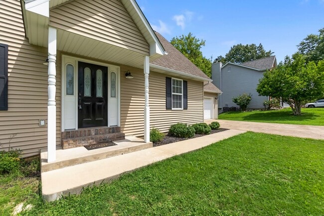 Building Photo - House In Jackson