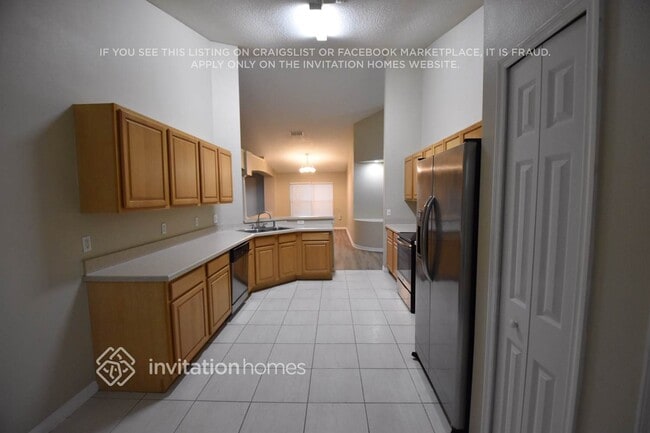 Building Photo - 1021 Empress Ln