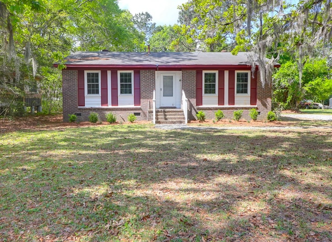 Building Photo - 1203 Happyland Blvd