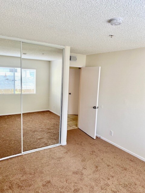 Building Photo - 5739 Benner St