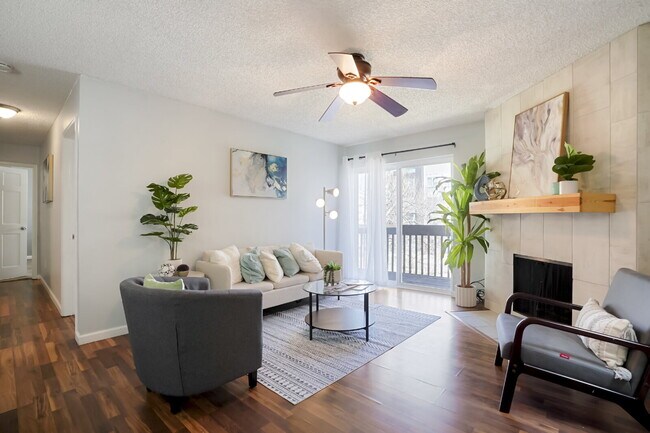 Foto del edificio - 2 Bedroom/2 Bathroom Condo - Aurora