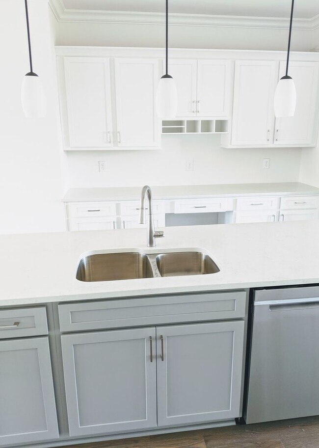 Foto del edificio - Luxury Town Home - Williamson County - End Unit