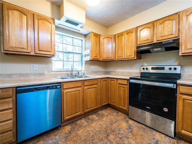 Foto del edificio - 1125 NE 46th Ct