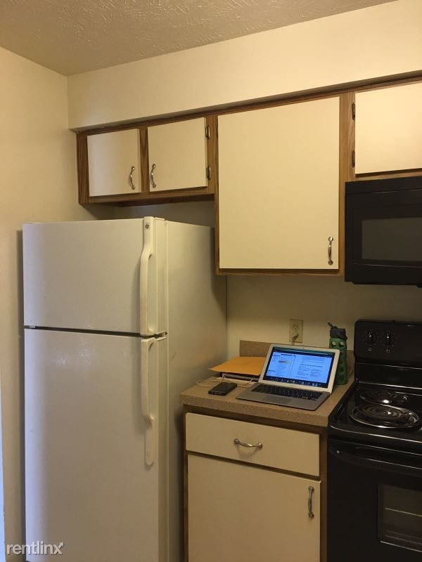 6415 Princeton Ct, Parma Heights, OH 44130 Condo for Rent in Parma