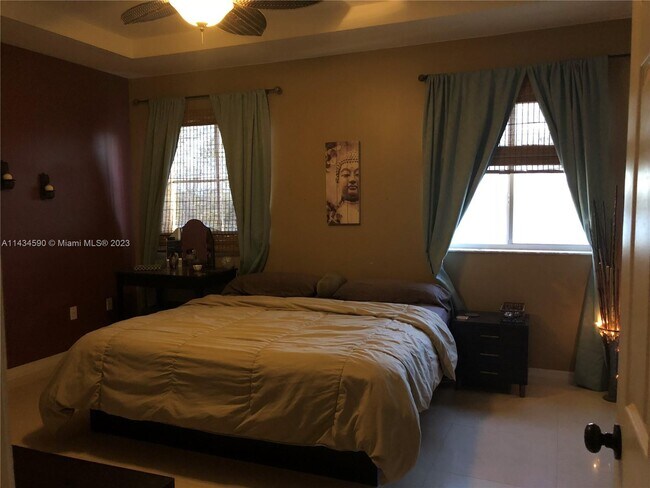 Foto del edificio - 16652 SW 71st Terrace