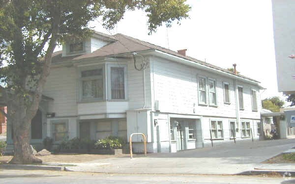 Building Photo - 34 S Morrison Ave