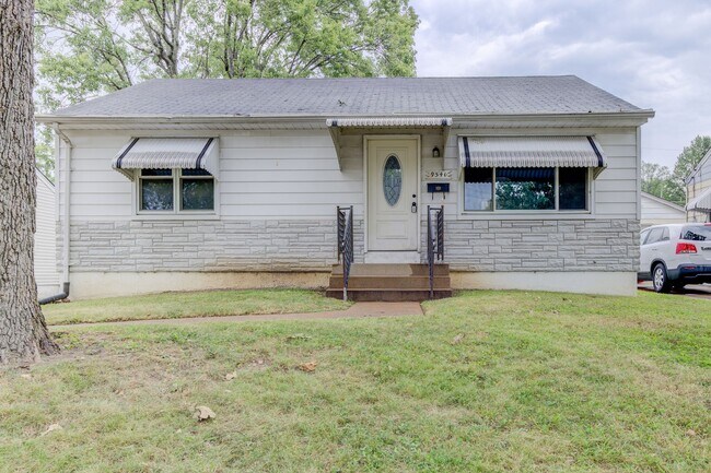 Foto del edificio - Beautiful 2-Bed, 1-Bath House in Overland ...
